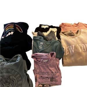 Girls Hoodie/T-shirt/Sweatshirt Lot